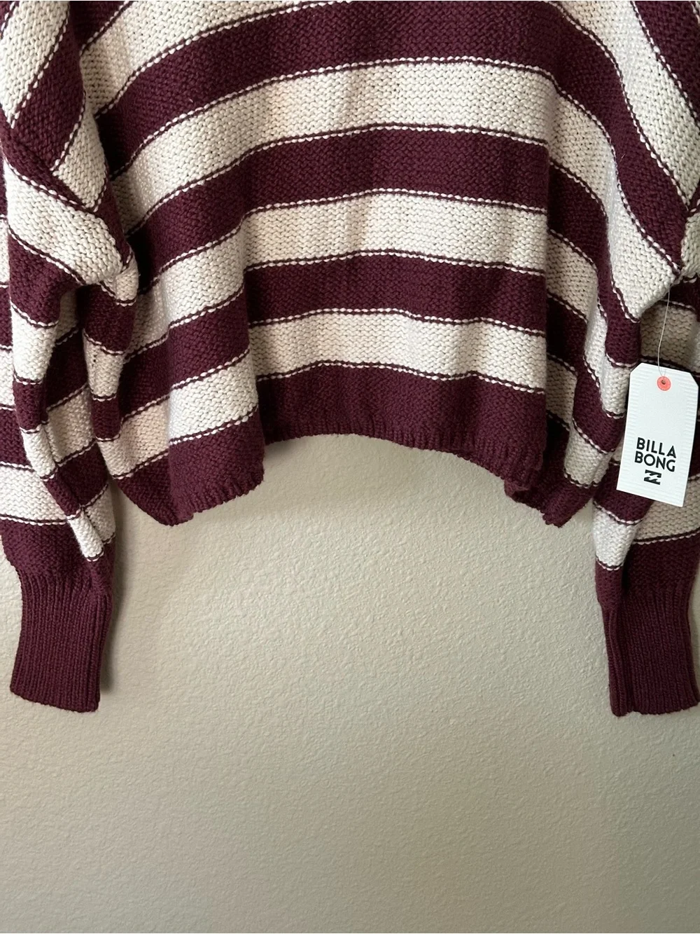 Billabong Women's Maroon and Cream Striped Knit Sweater size L/ NWT 1116